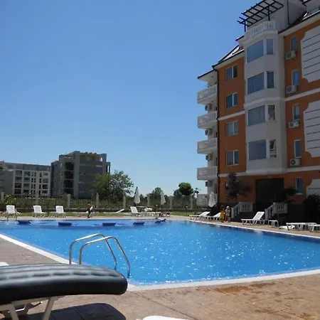 Sea Diamond Complex Apartment *