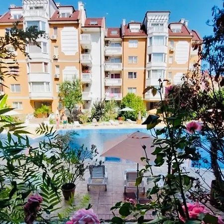 Sea Diamond 2-bedroom In Sunny 아파트 *