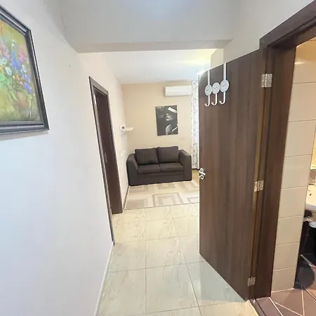Sea Diamond 2-bedroom In Sunny 아파트 써니비치